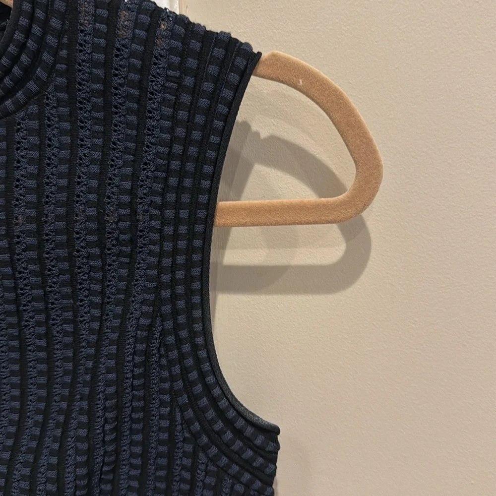 Theory Sleeveless Knit Shell Top - Picture 6 of 7